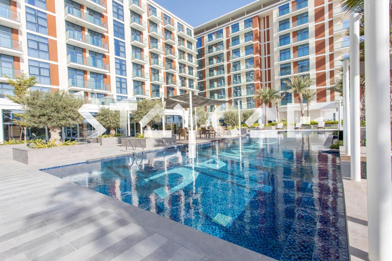 Staycae Holiday Homes - Celestia Dubai Eksteriør billede